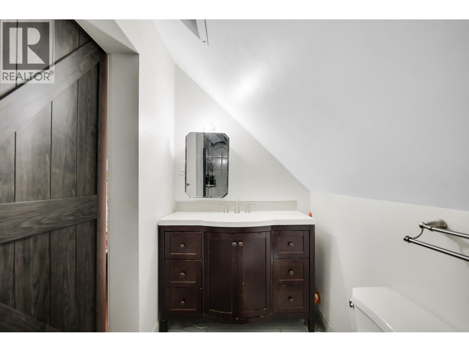 4000 Highway 99, Squamish, British Columbia  V0N 1H0 - Photo 13 - R3094465