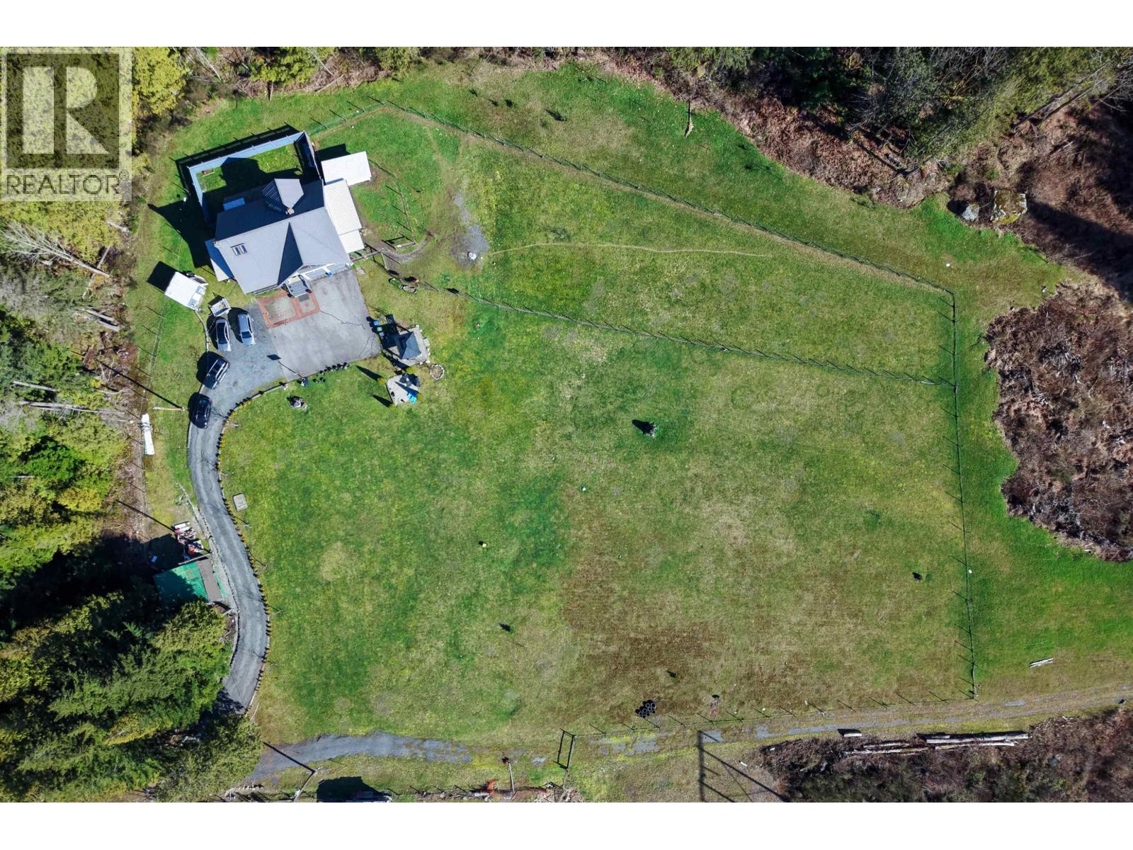 4000 Highway 99, Squamish, British Columbia  V0N 1H0 - Photo 4 - R3094465