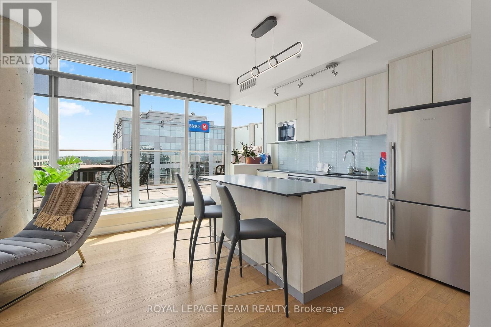 2204 - 199 Slater Street, Ottawa, Ontario K1P 0C8 - Photo 17 - X12836036