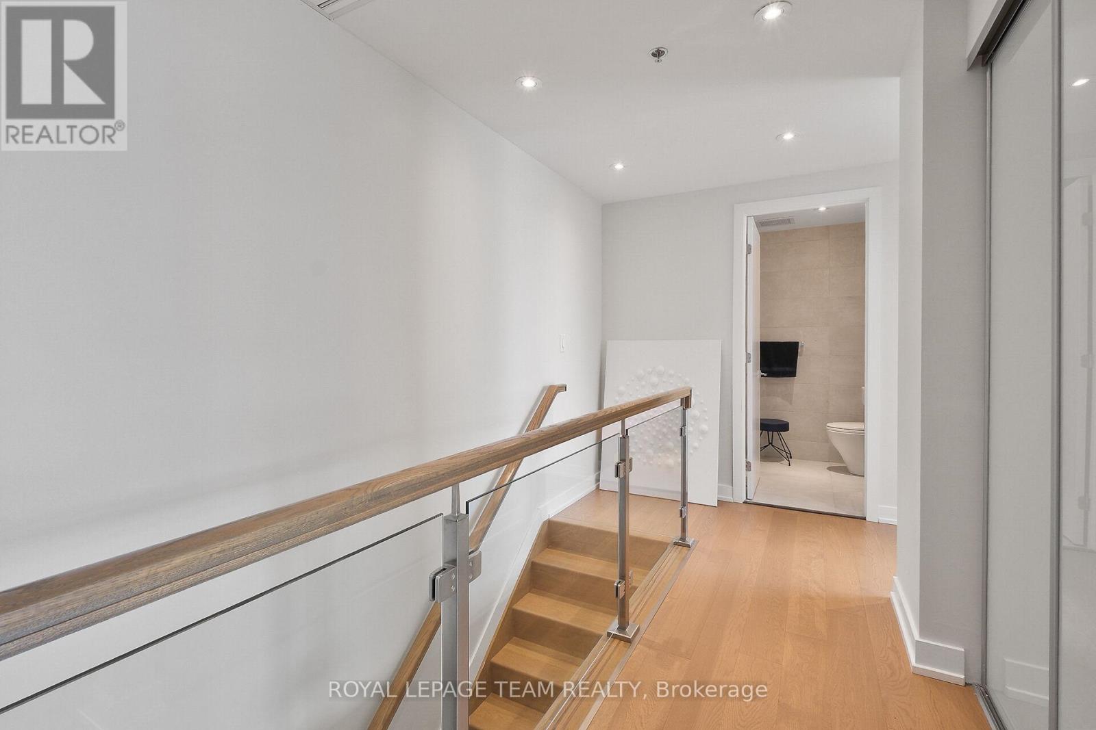 2204 - 199 Slater Street, Ottawa, Ontario K1P 0C8 - Photo 22 - X12836036