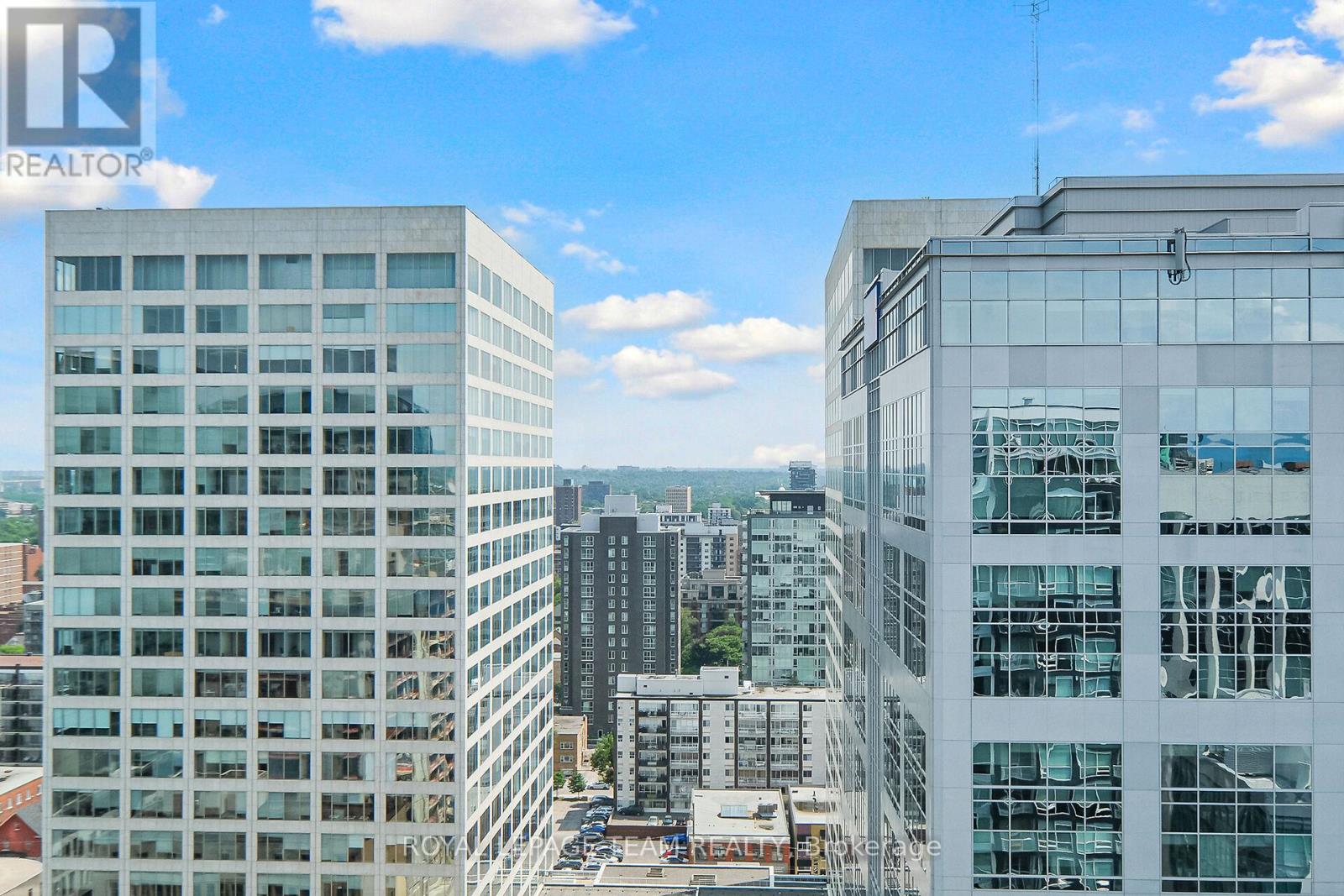 2204 - 199 Slater Street, Ottawa, Ontario K1P 0C8 - Photo 38 - X12836036