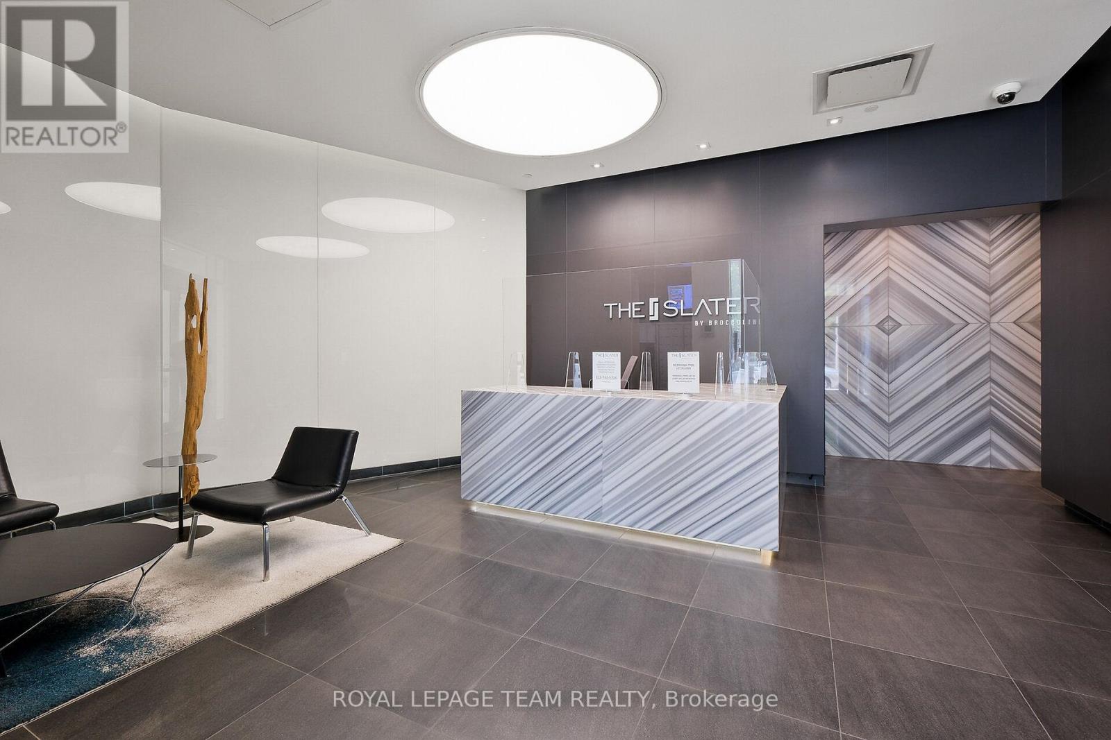 2204 - 199 Slater Street, Ottawa, Ontario K1P 0C8 - Photo 5 - X12836036