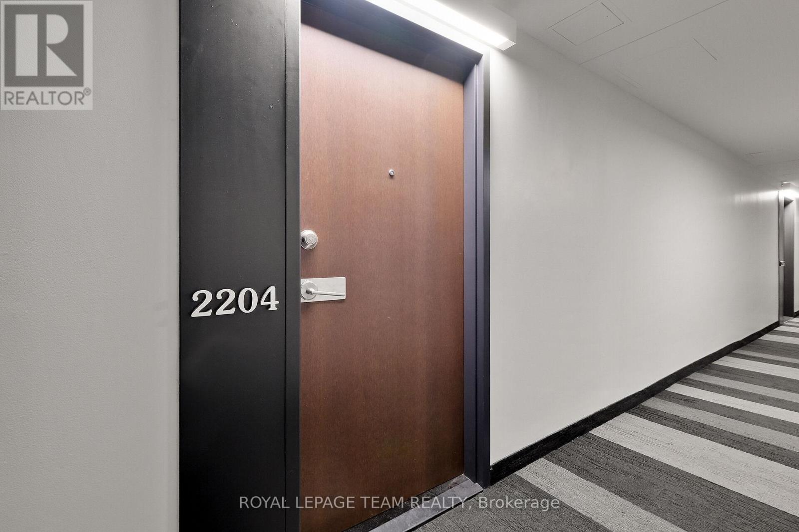 2204 - 199 Slater Street, Ottawa, Ontario K1P 0C8 - Photo 6 - X12836036