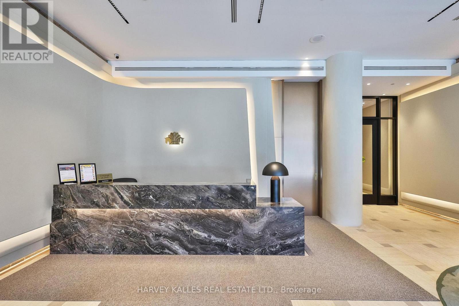 501 - 80 Front Street E, Toronto, Ontario M5E 1T4 - Photo 2 - C12836010