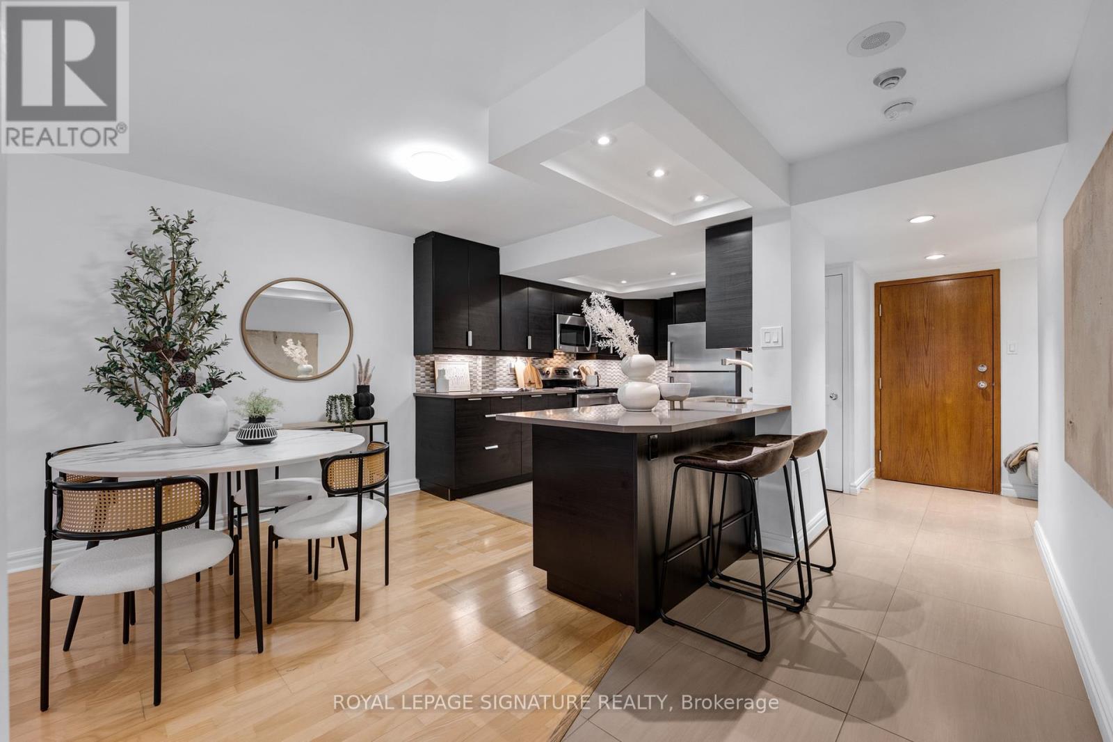 1702 - 33 University Avenue, Toronto, Ontario  M5J 2S7 - Photo 11 - C12836014