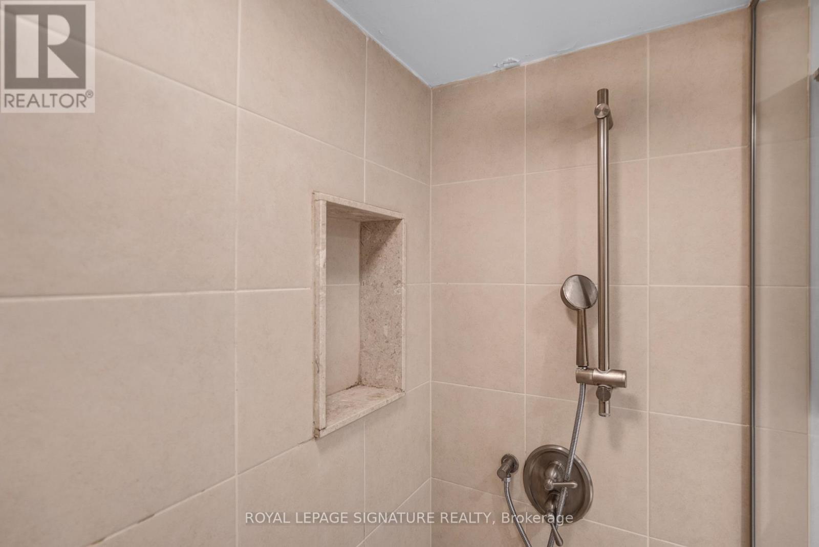 1702 - 33 University Avenue, Toronto, Ontario  M5J 2S7 - Photo 22 - C12836014