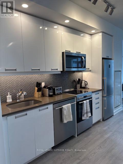 2403 - 99 John Street, Toronto, Ontario  M5V 0S6 - Photo 7 - C12836042