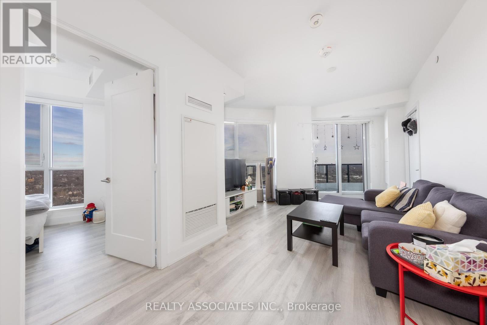 2817 - 585 Bloor Street E, Toronto, Ontario  M4W 0B3 - Photo 18 - C12836092