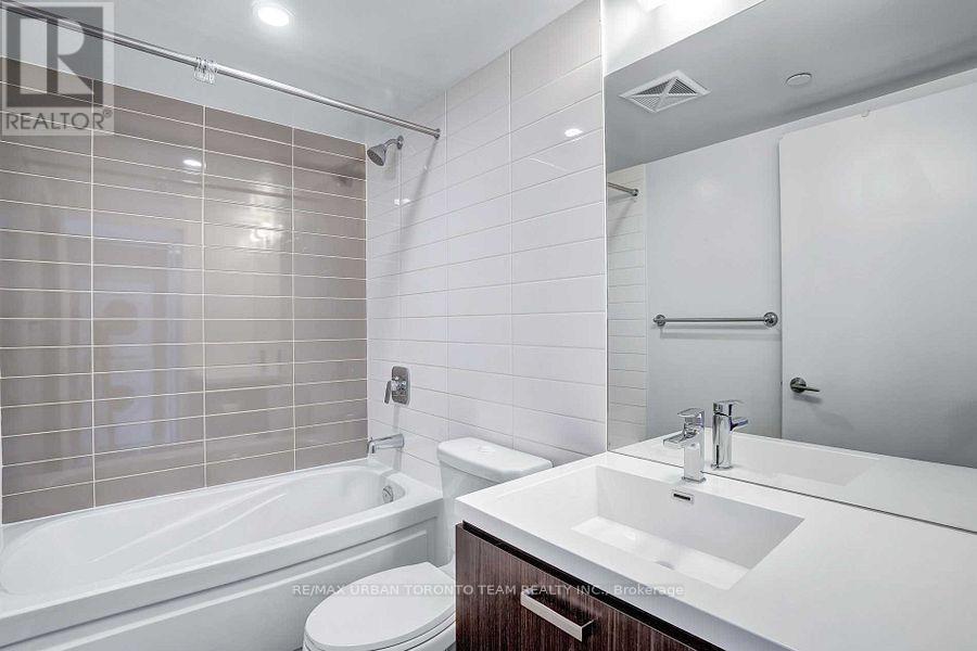 1908 - 125 Redpath Street, Toronto, Ontario  M4P 1J5 - Photo 19 - C12836128