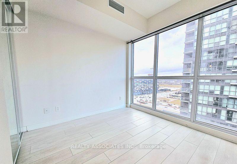 1603 - 2 Sonic Way, Toronto, Ontario  M3C 0P2 - Photo 3 - C12836162