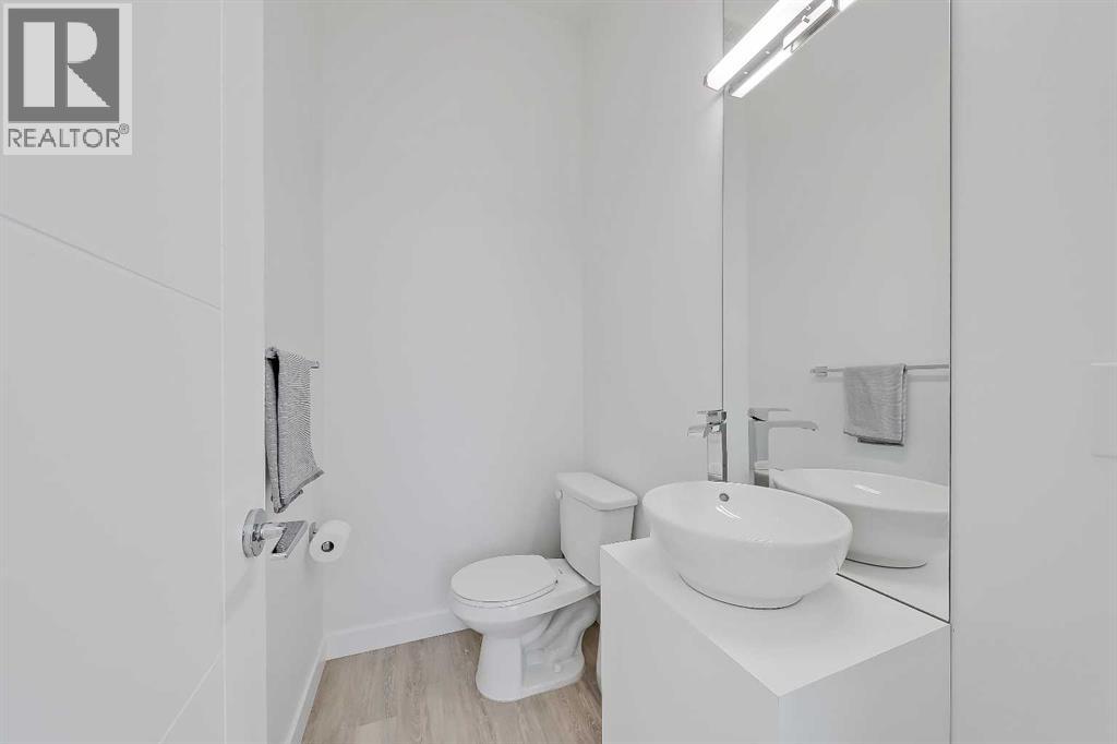 454 15 Avenue Ne, Calgary, Alberta  T2E 4Z8 - Photo 10 - A2282630