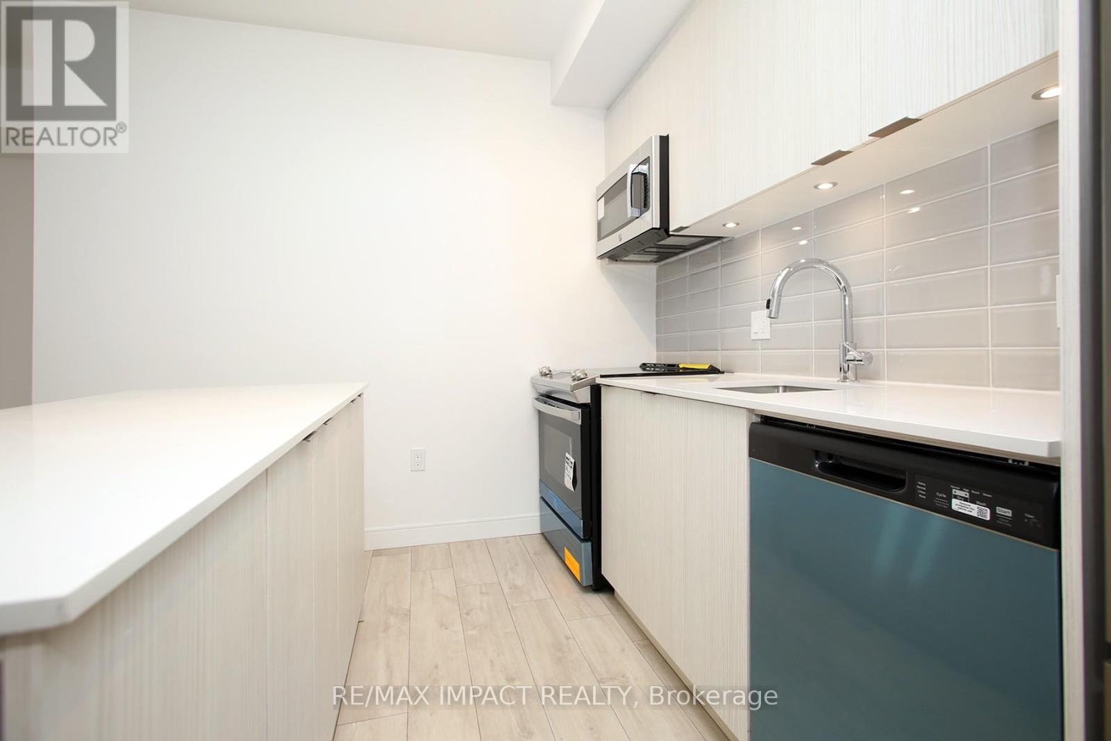 6 - 174 Clonmore Drive, Toronto, Ontario  M1N 0B9 - Photo 6 - E12835992