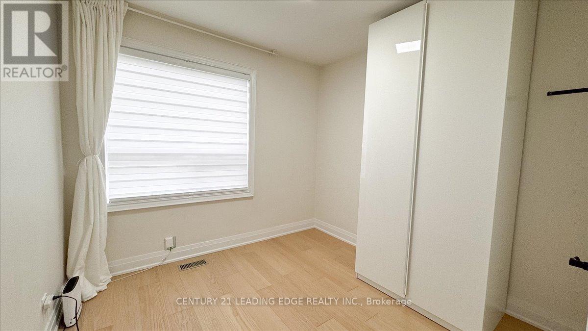 Main - 18 Magnolia Avenue, Toronto, Ontario  M1K 3K1 - Photo 13 - E12836044