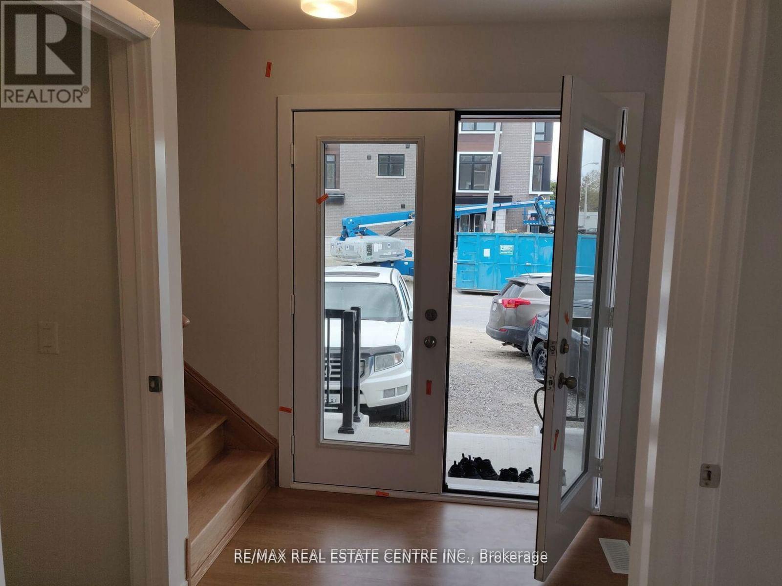 172 Brockley Drive, Toronto, Ontario  M1P 0G3 - Photo 4 - E12836178