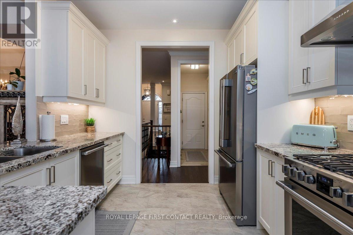 222 Ridge Way, New Tecumseth, Ontario  L9R 0H2 - Photo 18 - N12835984