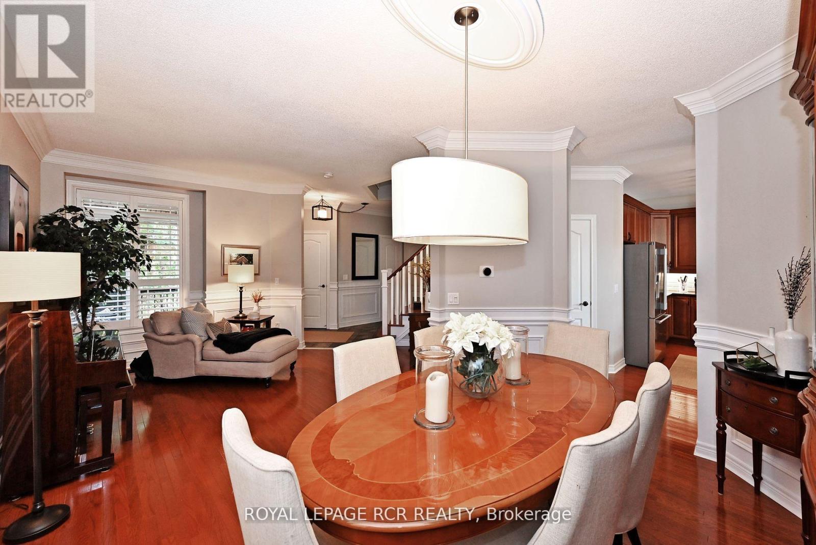 142 Regatta Avenue, Richmond Hill (Oak Ridges), Ontario  L4E 4R2 - Photo 6 - N12836002