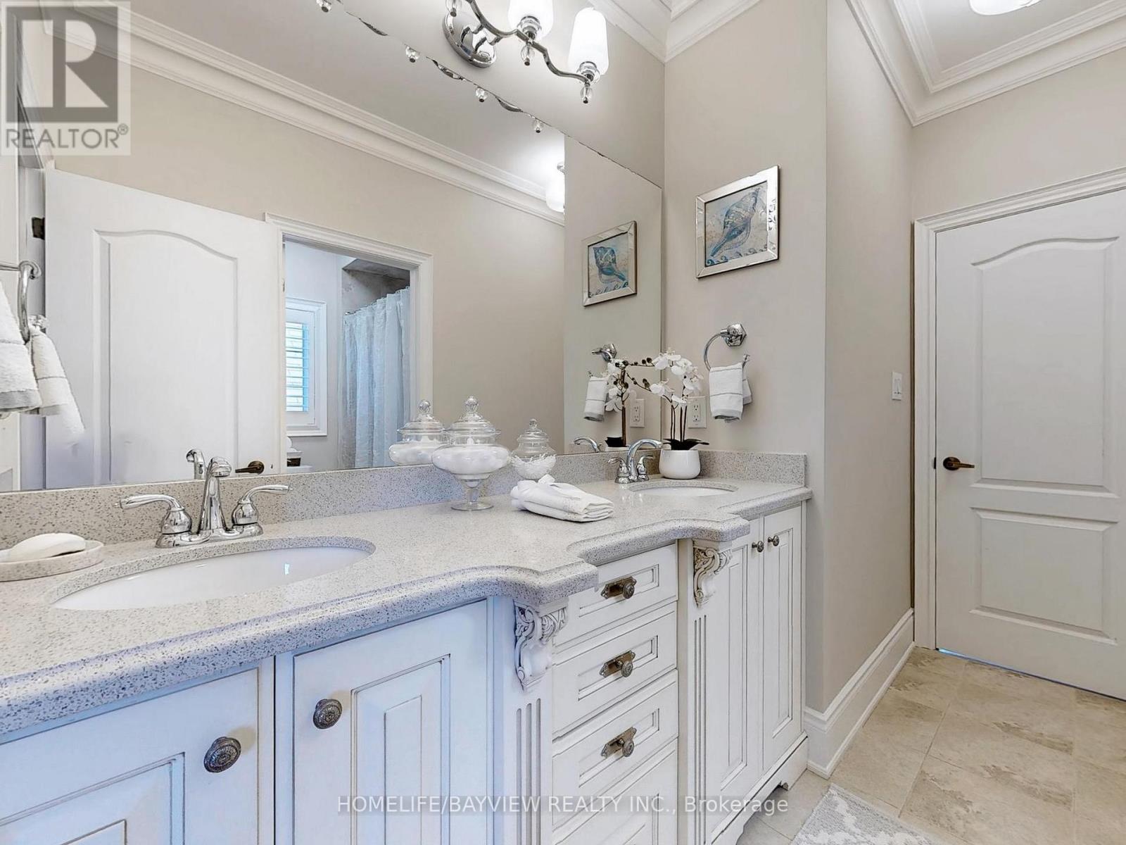 42 Lady Fenyrose Avenue, Vaughan, Ontario  L6A 0E2 - Photo 33 - N12836074