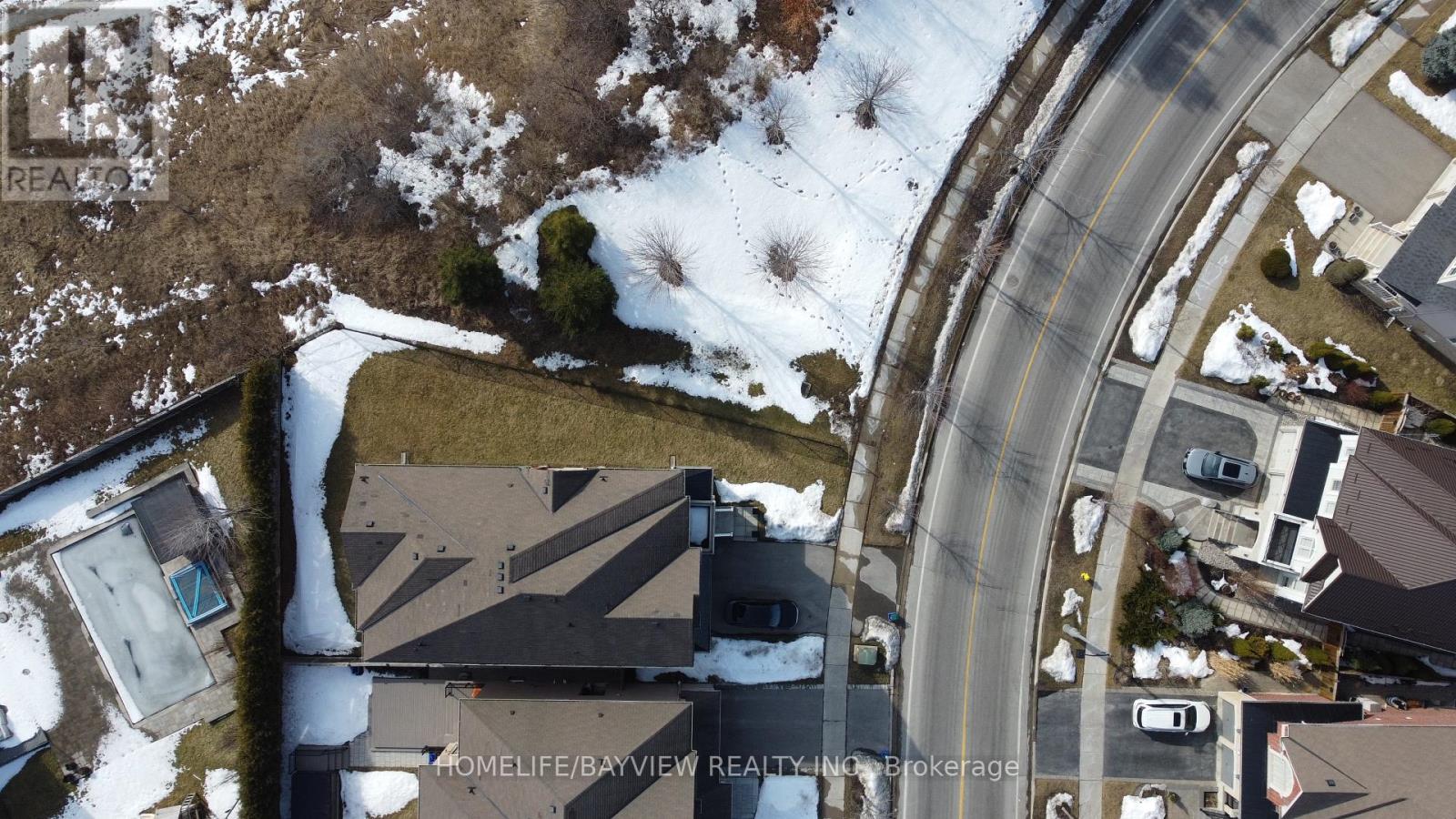 42 Lady Fenyrose Avenue, Vaughan, Ontario  L6A 0E2 - Photo 5 - N12836074