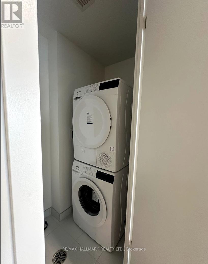 3810 - 195 Commerce Street, Vaughan, Ontario  L4K 0P9 - Photo 10 - N12836120