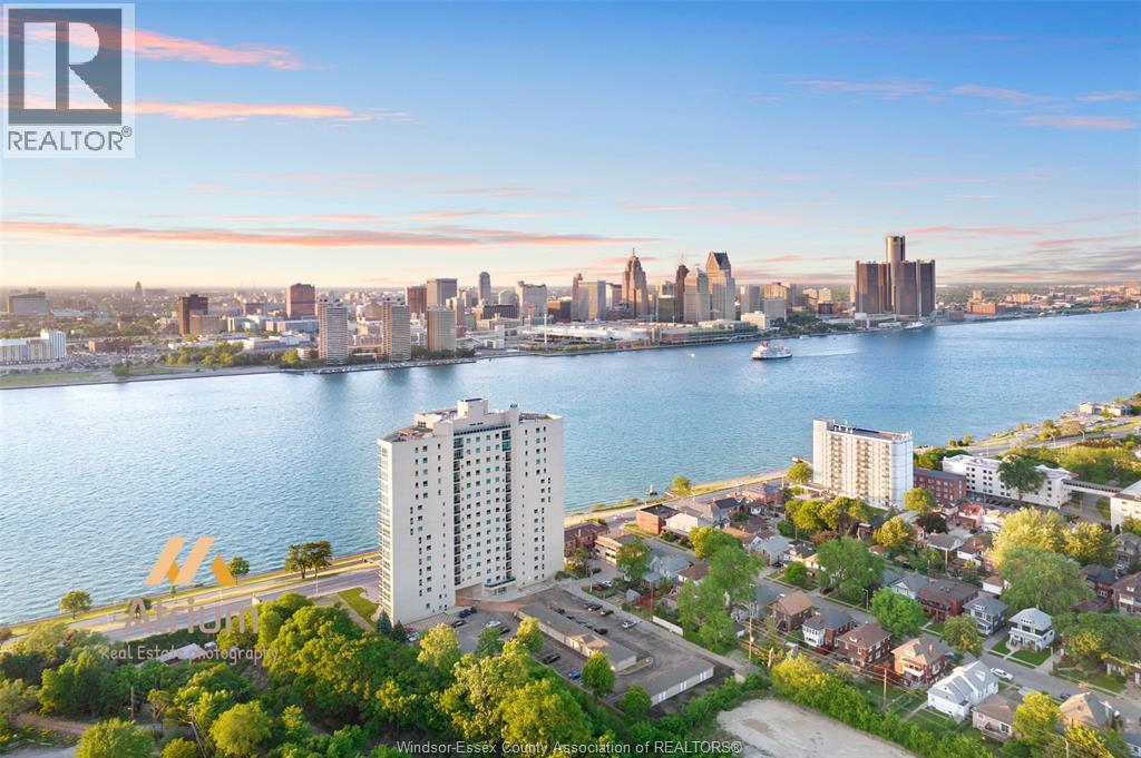 1225 Riverside Drive Unit# 404, Windsor, Ontario N9A 0A2 - Photo 4 - 26004356