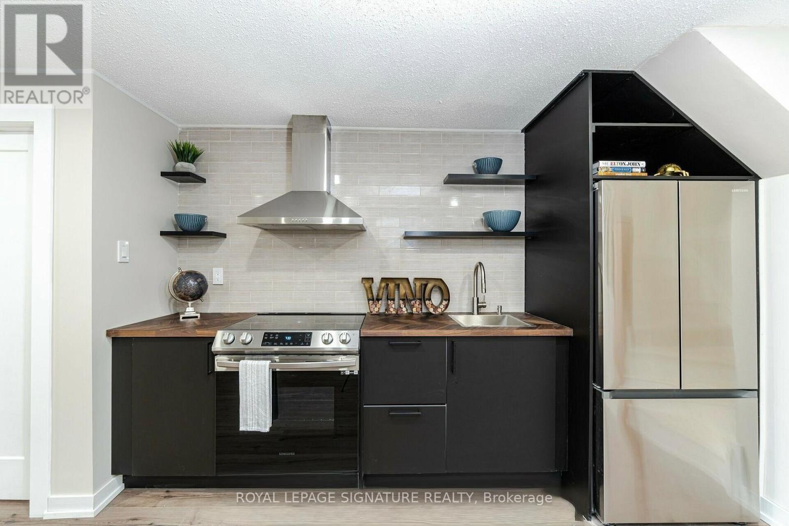 453 Leacock Drive, Barrie (Letitia Heights), Ontario  L4N 4X6 - Photo 11 - S12836064