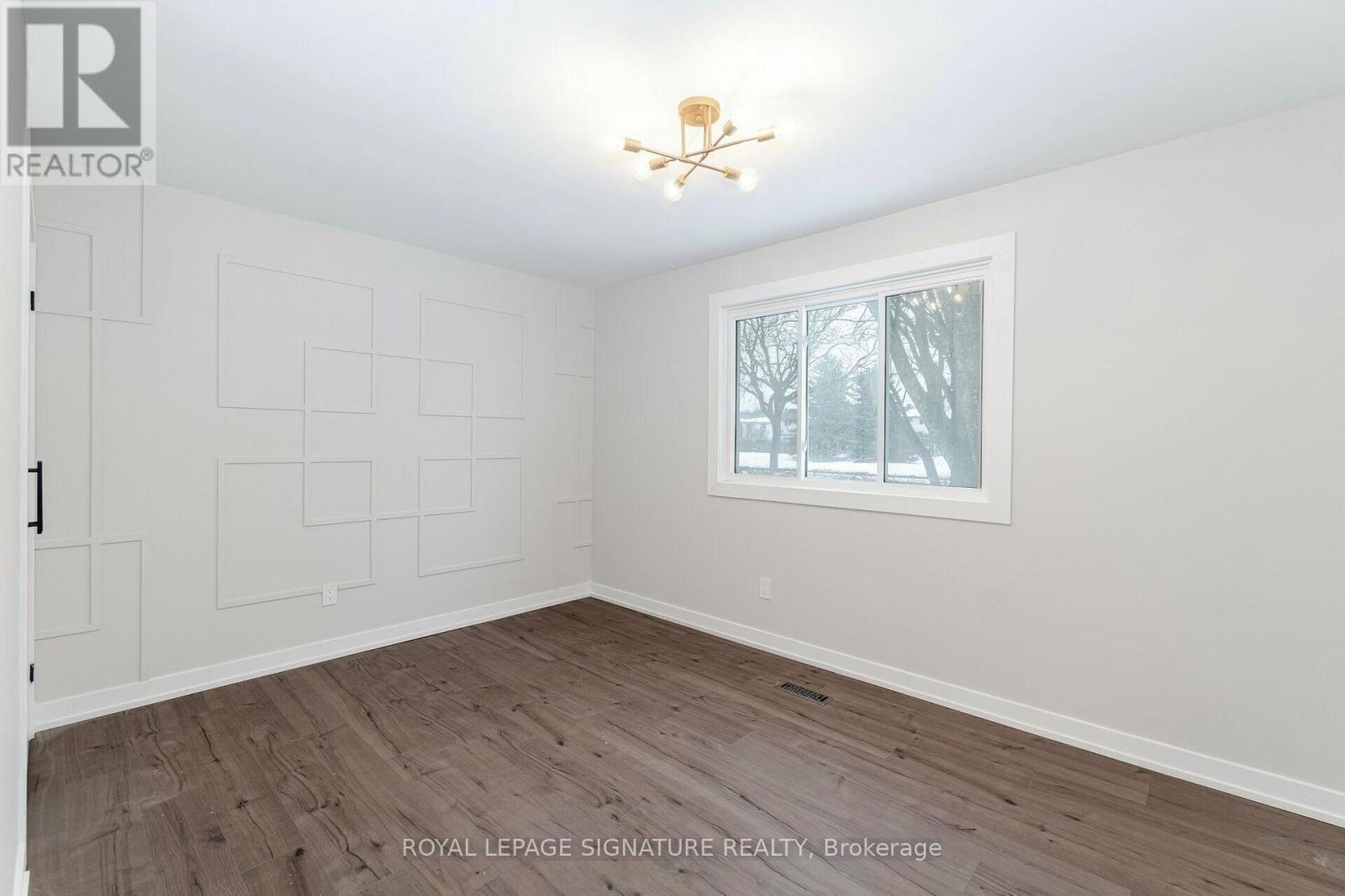 453 Leacock Drive, Barrie (Letitia Heights), Ontario  L4N 4X6 - Photo 9 - S12836064