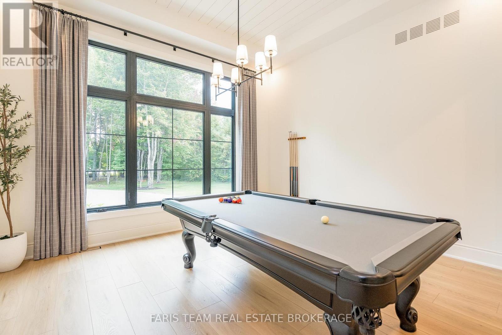 4 Sycamore Circle, Springwater (Phelpston), Ontario  L0L 2K0 - Photo 12 - S12836170