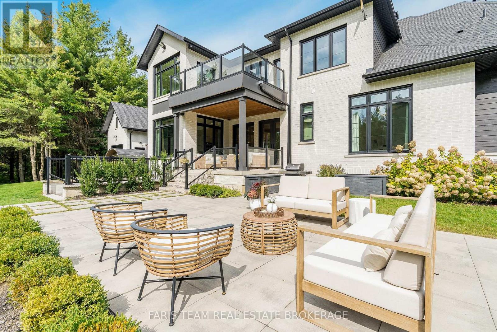 4 Sycamore Circle, Springwater (Phelpston), Ontario  L0L 2K0 - Photo 41 - S12836170