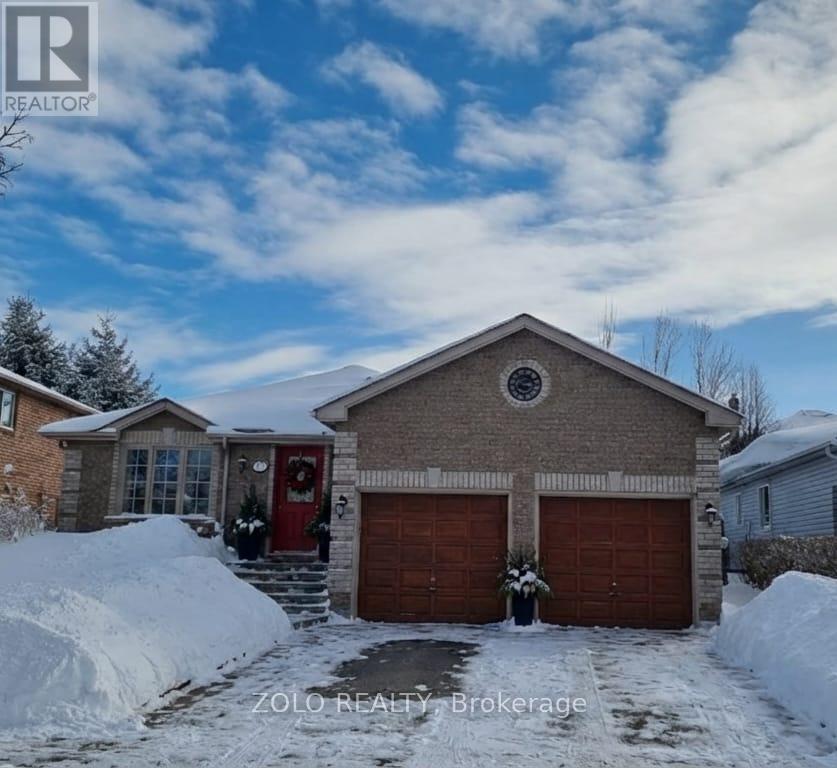 21 Columbia Road, Barrie (Holly), Ontario  L4N 8C7 - Photo 1 - S12836184