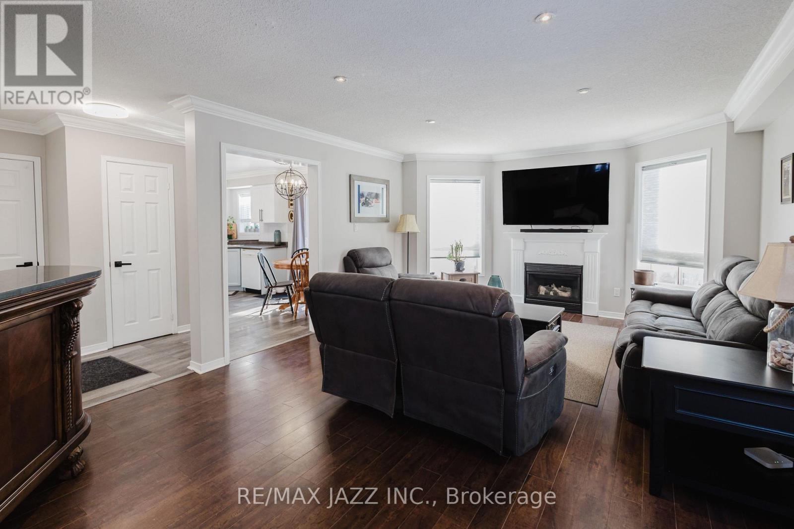 104 Calwell Drive, Scugog (Port Perry), Ontario  L9L 1T7 - Photo 7 - E12833512