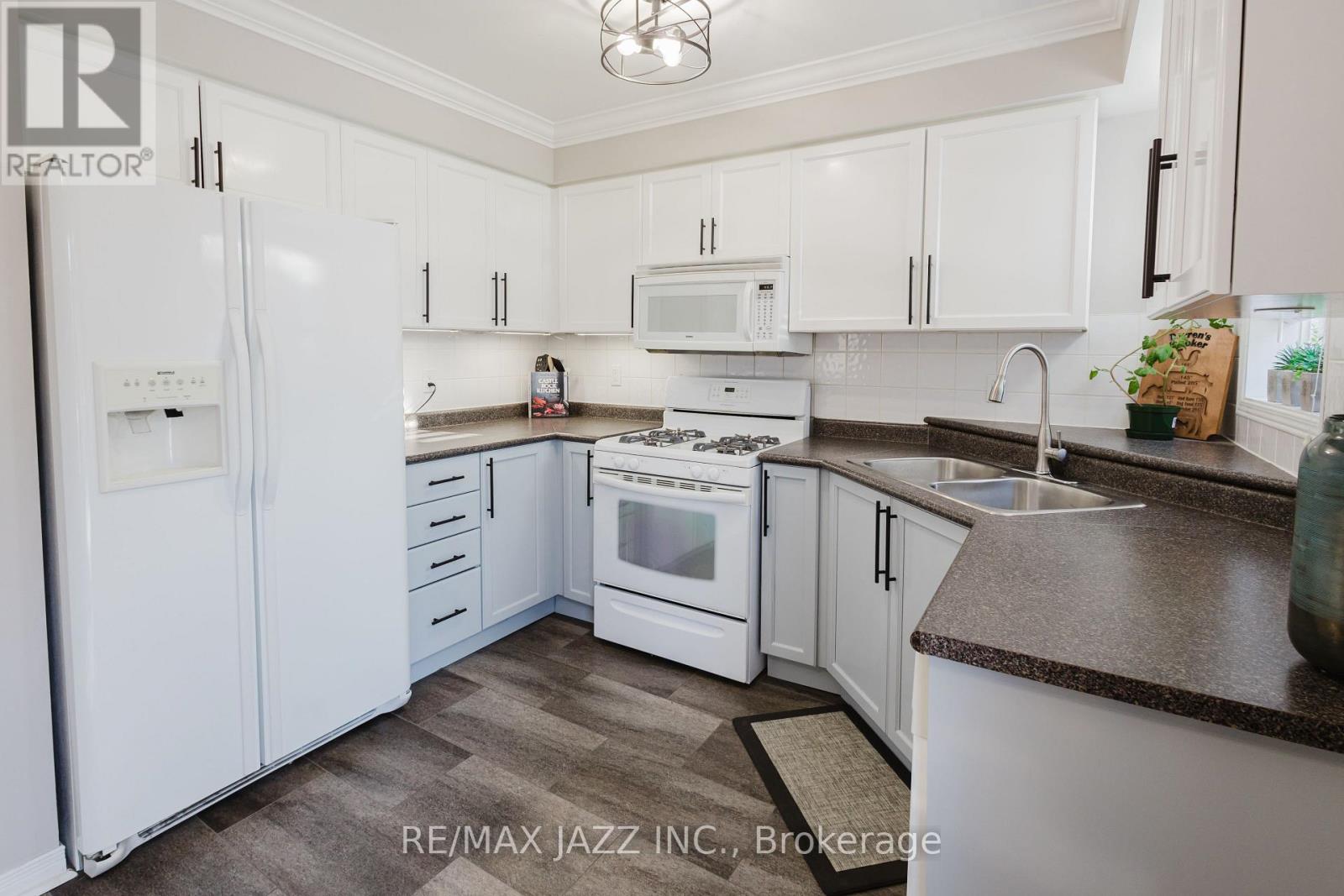 104 Calwell Drive, Scugog (Port Perry), Ontario  L9L 1T7 - Photo 9 - E12833512