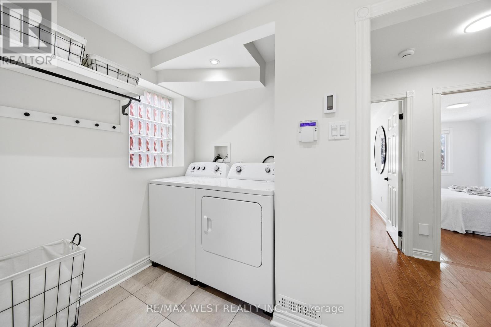 299 Armadale Avenue, Toronto, Ontario  M6S 3X5 - Photo 15 - W12836034