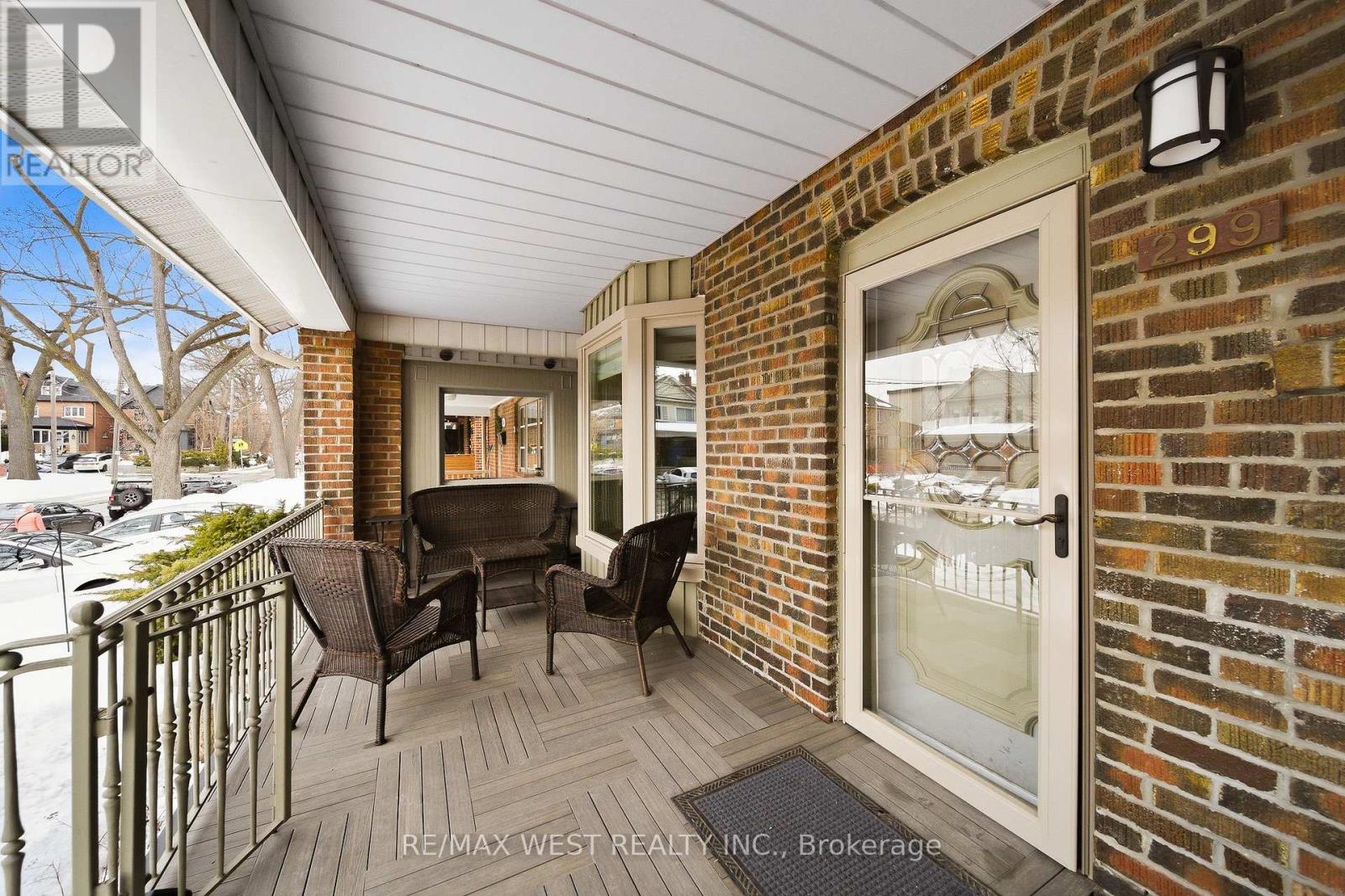 299 Armadale Avenue, Toronto, Ontario  M6S 3X5 - Photo 2 - W12836034