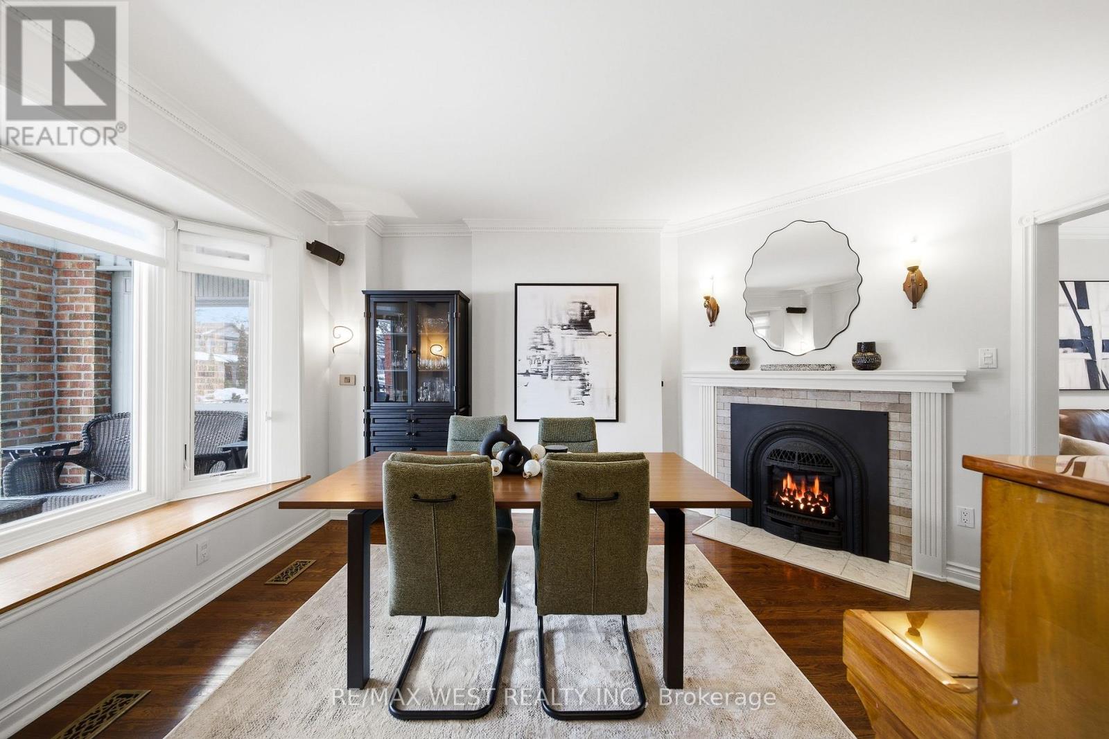 299 Armadale Avenue, Toronto, Ontario  M6S 3X5 - Photo 4 - W12836034