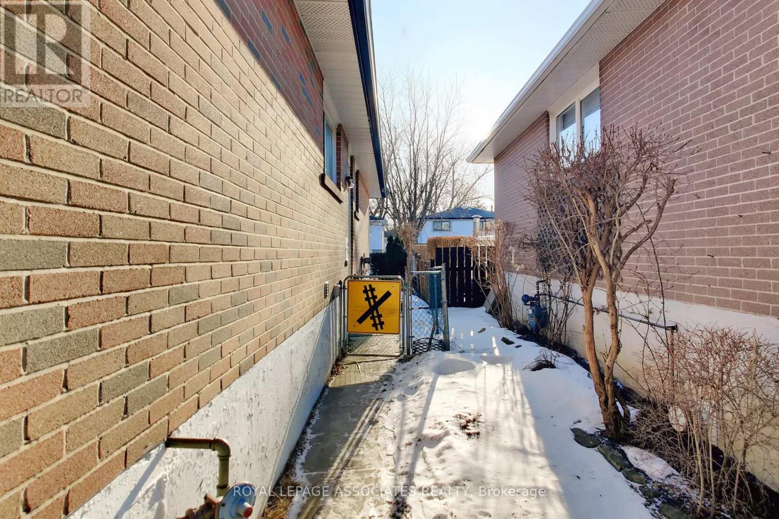 Basement - 285 Bartley Bull Parkway, Brampton, Ontario  L6W 2L2 - Photo 23 - W12836070