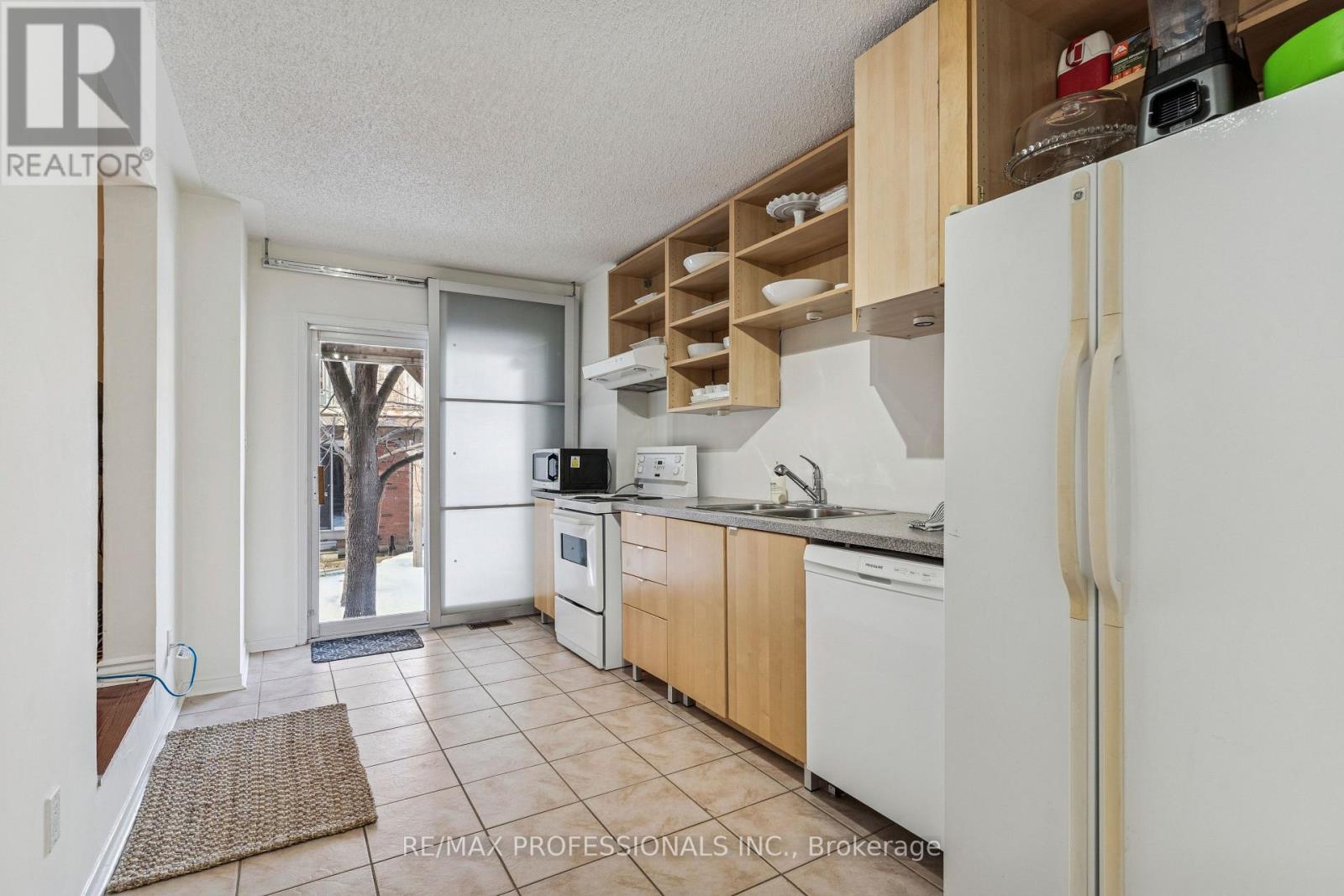 1 - 619 Evans Avenue, Toronto, Ontario  M8W 2W4 - Photo 25 - W12836084