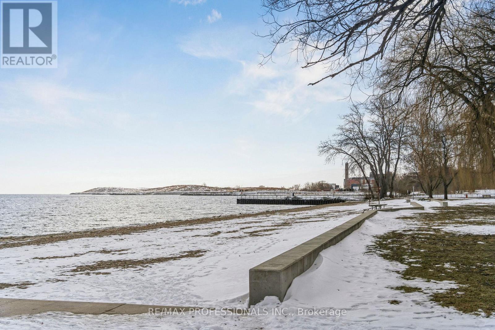 1 - 619 Evans Avenue, Toronto, Ontario  M8W 2W4 - Photo 34 - W12836084