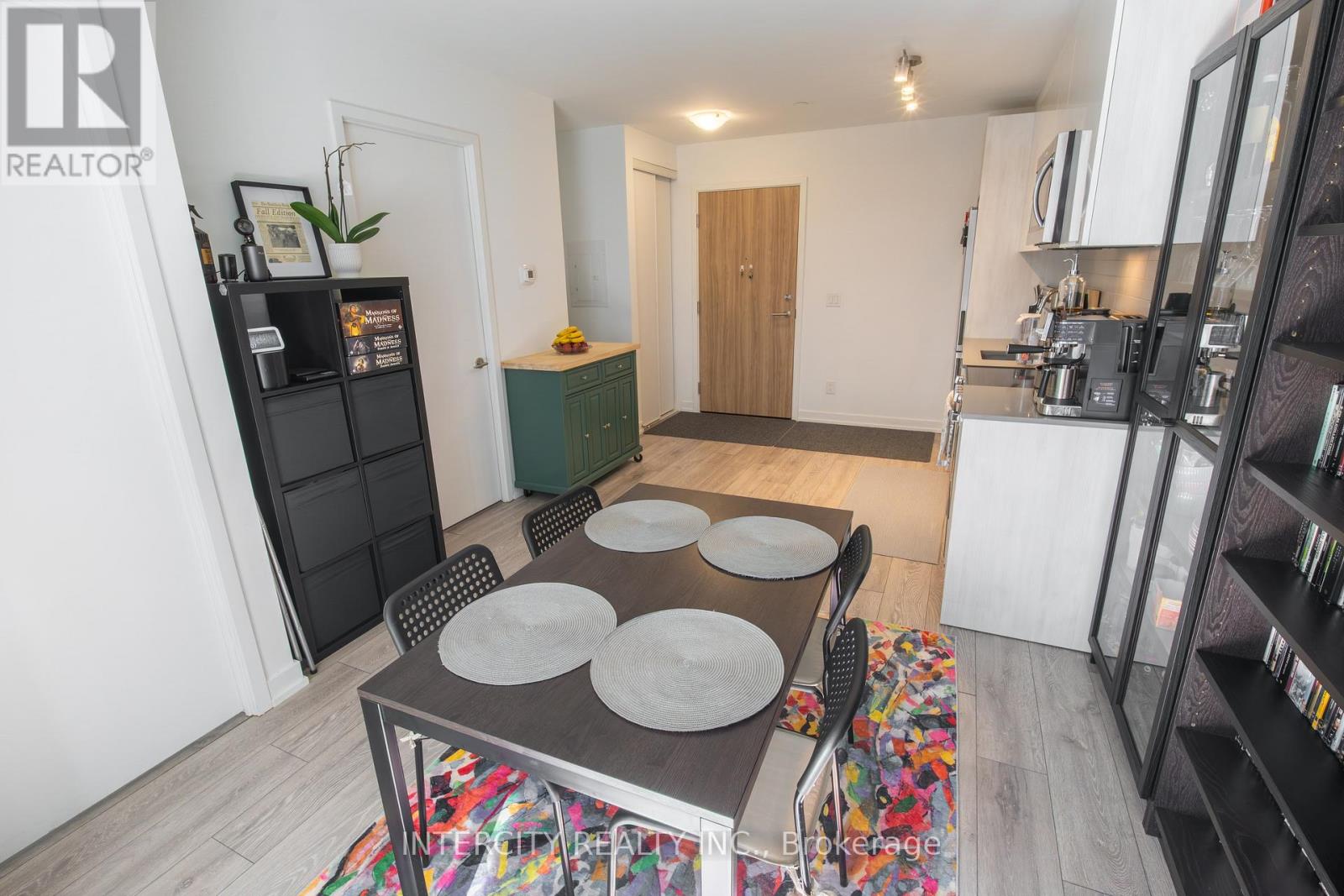 604 - 3100 Keele Street, Toronto, Ontario  M3M 0E1 - Photo 4 - W12836108