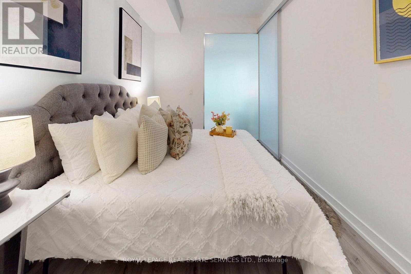 310 - 1195 The Queensway, Toronto, Ontario M8Z 0H1 - Photo 9 - W12836122