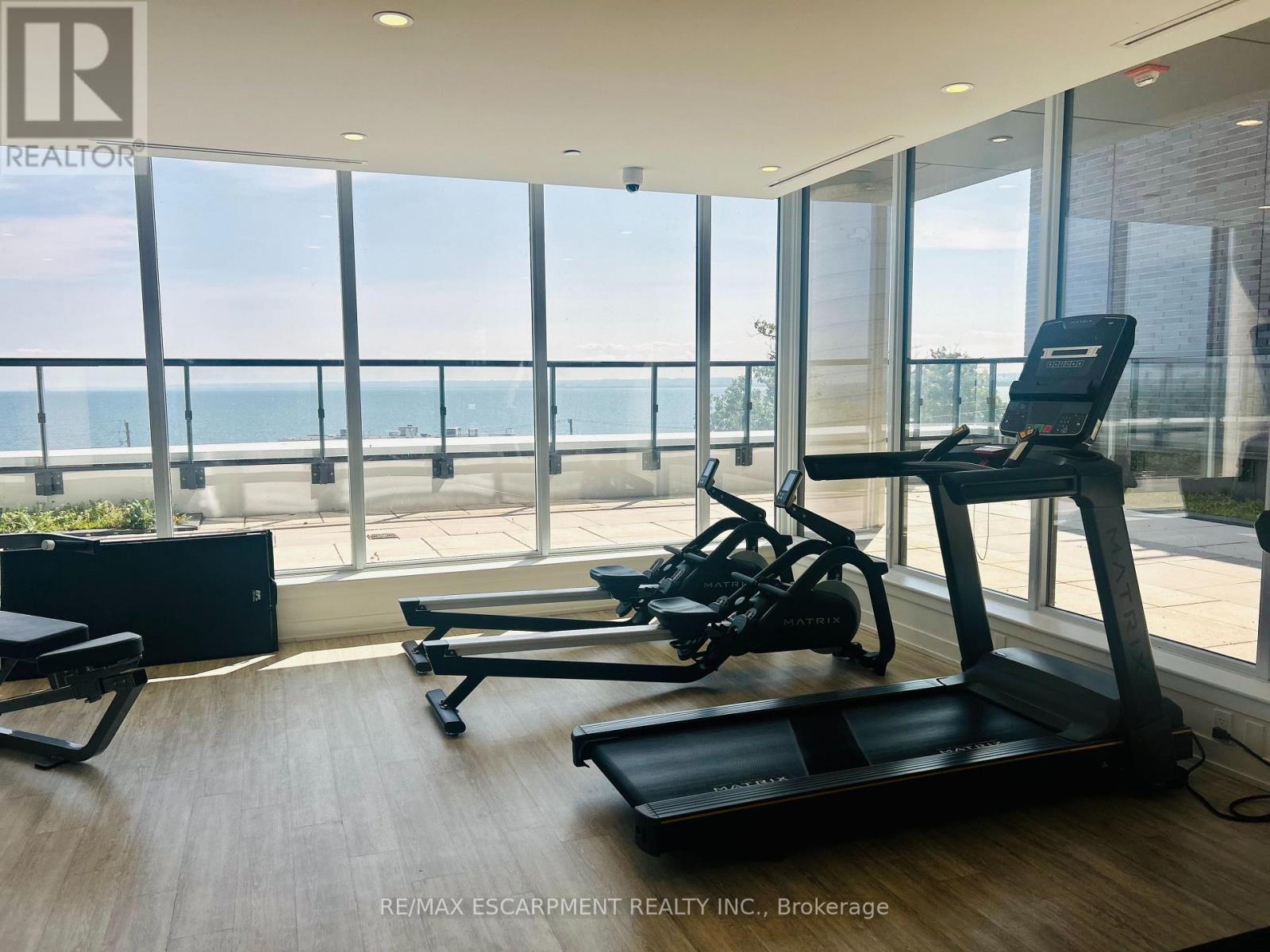 2206 - 370 Martha Street, Burlington, Ontario  L7R 2P7 - Photo 19 - W12836130