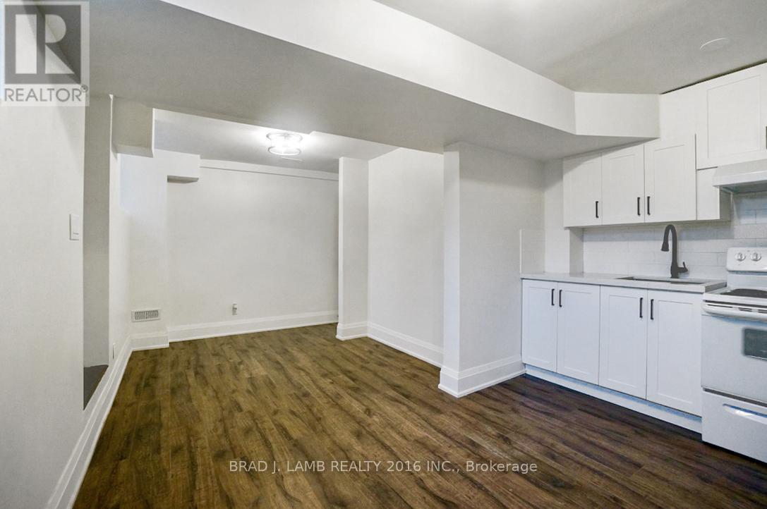 4 - 731 Indian Road, Toronto, Ontario  M6P 2C9 - Photo 10 - W12836134