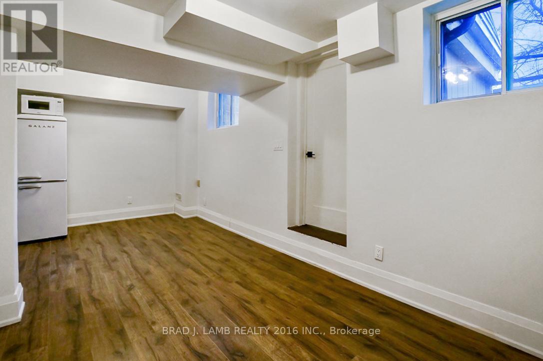 4 - 731 Indian Road, Toronto, Ontario  M6P 2C9 - Photo 5 - W12836134