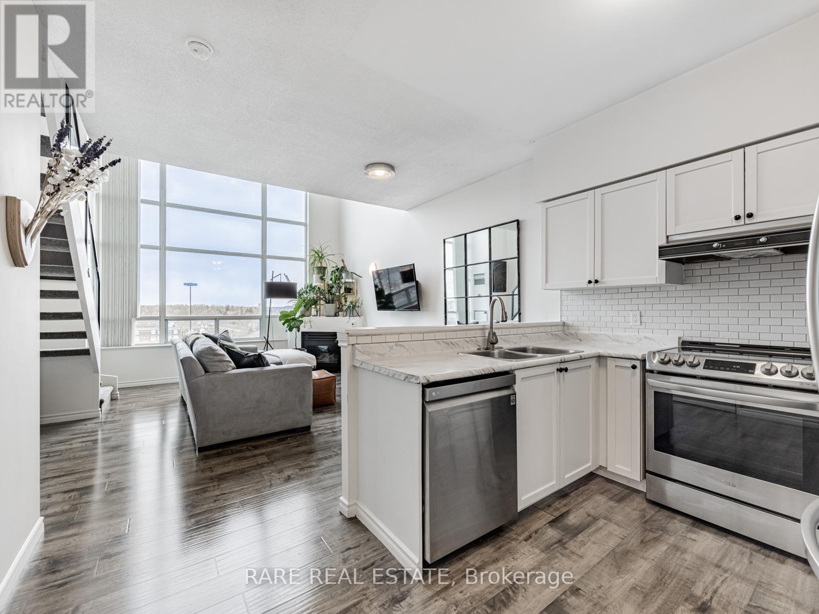 623 - 200 Manitoba Street, Toronto (Mimico), Ontario  M8Y 3Y9 - Photo 3 - W12836166