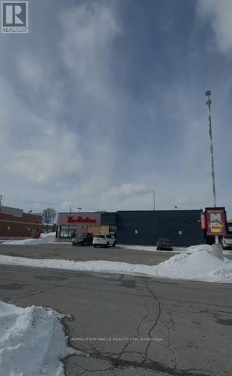 6210 Finch Avenue, Toronto, Ontario  M9V 0A1 - Photo 9 - W12836172