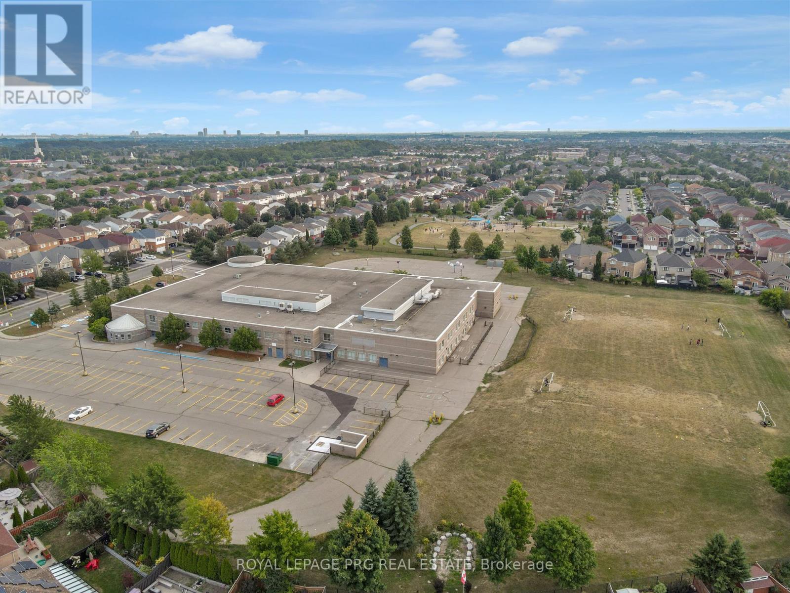 Upper Floor - 36 Zebra Trail, Brampton, Ontario  L6R 2J3 - Photo 41 - W12836190