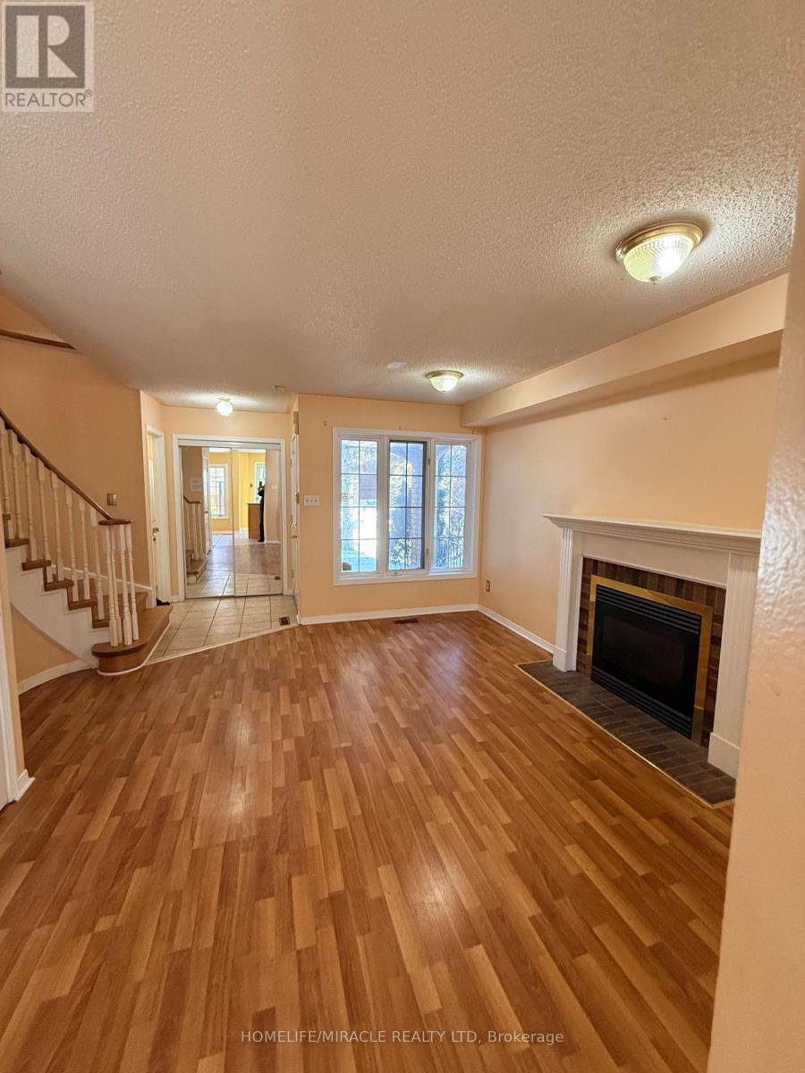 137 Pressed Brick Drive, Brampton, Ontario  L6V 4K5 - Photo 10 - W12836204