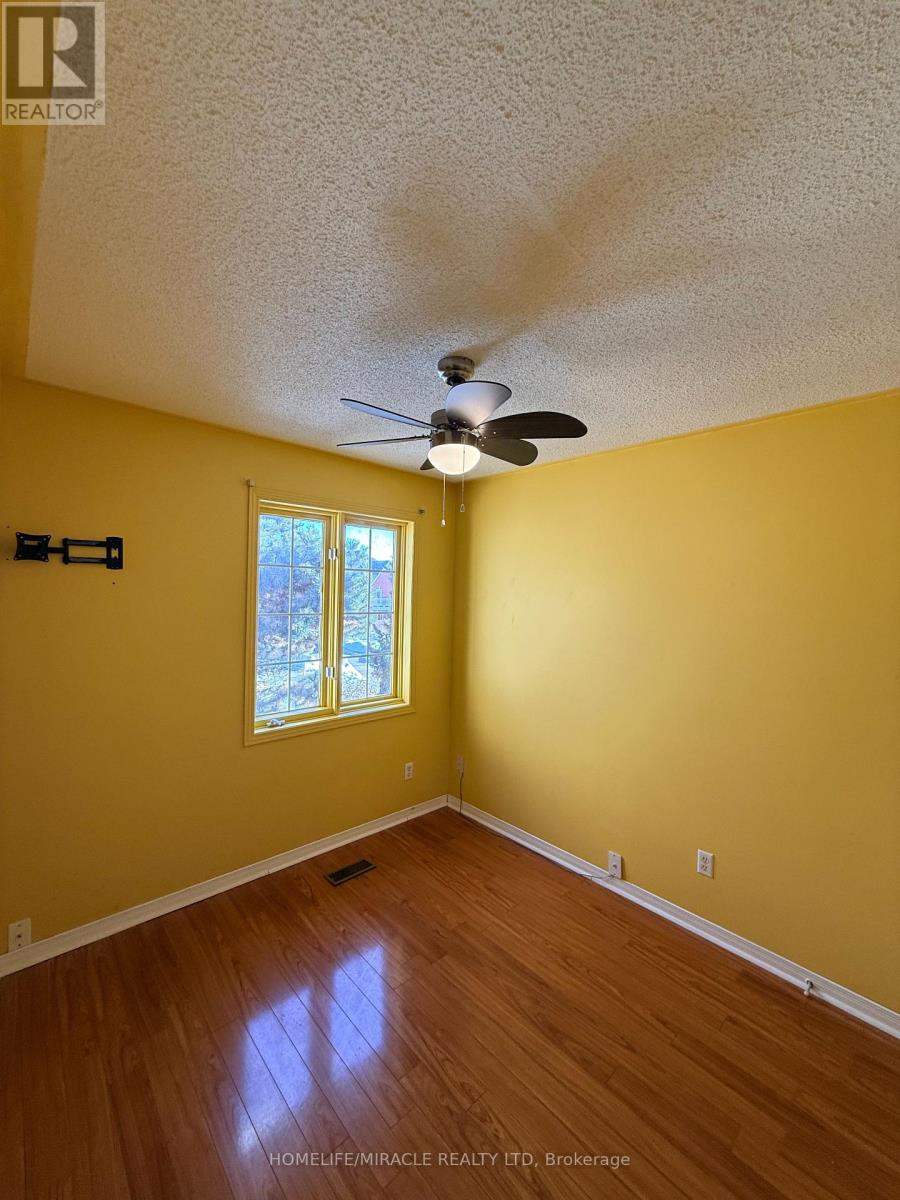 137 Pressed Brick Drive, Brampton, Ontario  L6V 4K5 - Photo 21 - W12836204