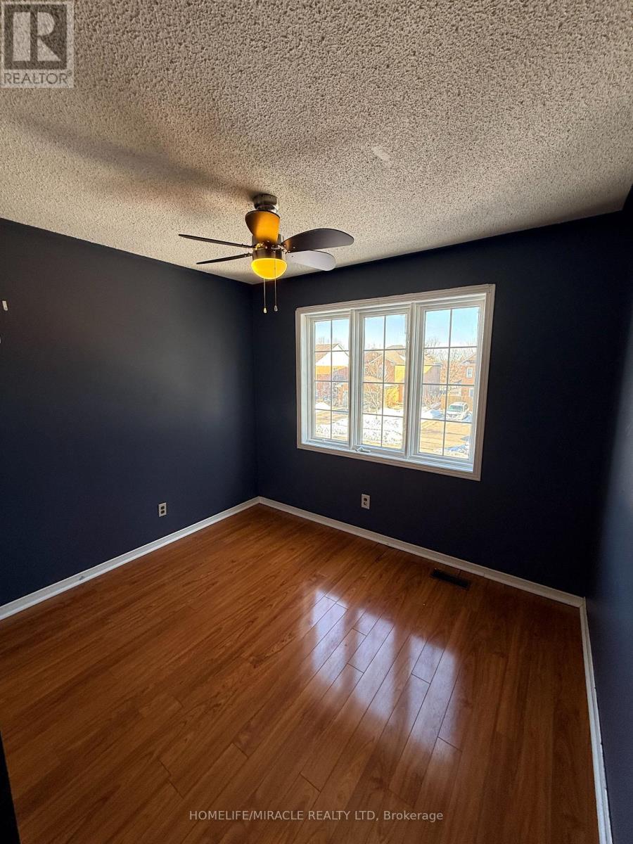 137 Pressed Brick Drive, Brampton, Ontario  L6V 4K5 - Photo 22 - W12836204