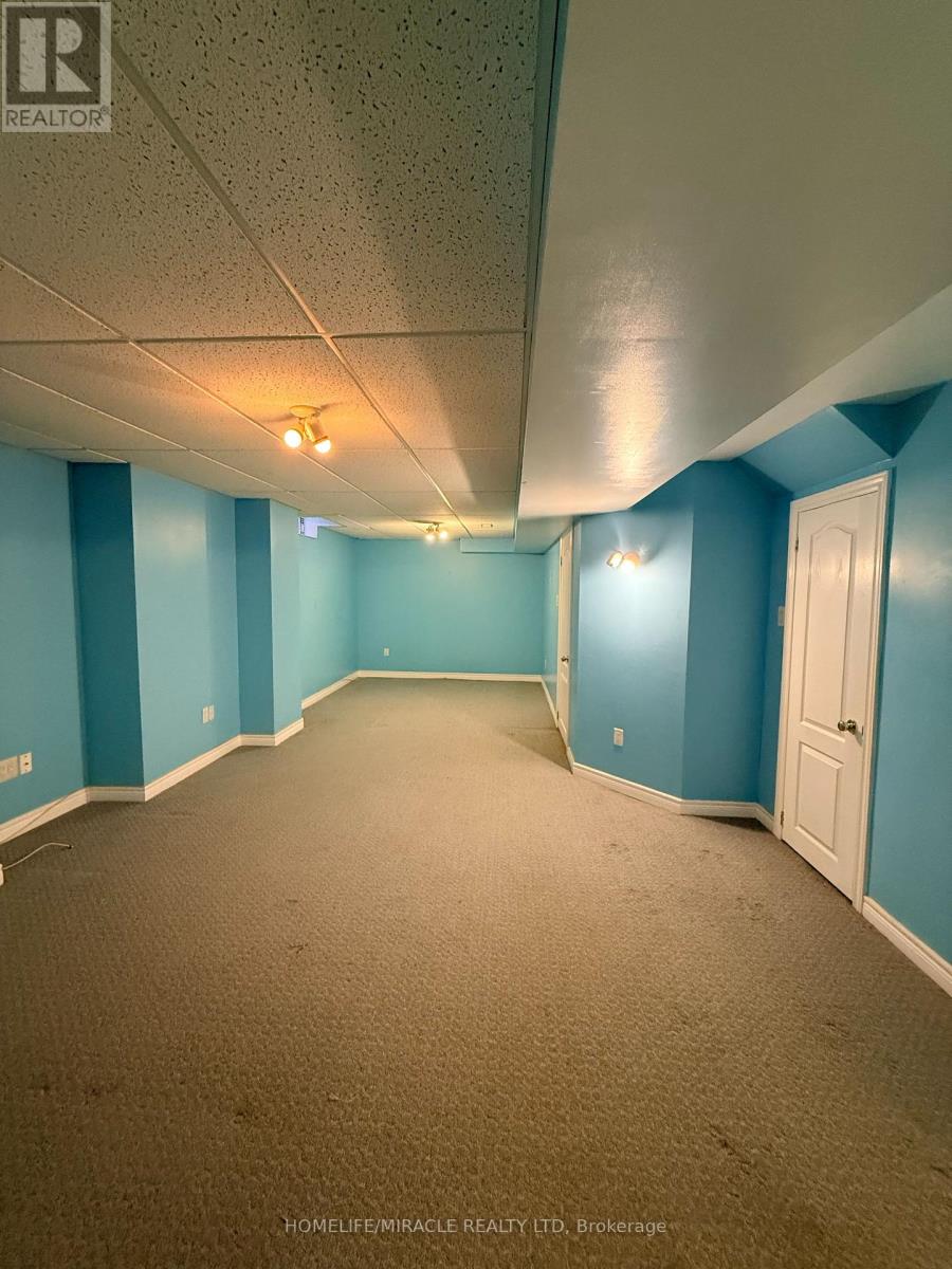 137 Pressed Brick Drive, Brampton, Ontario  L6V 4K5 - Photo 27 - W12836204