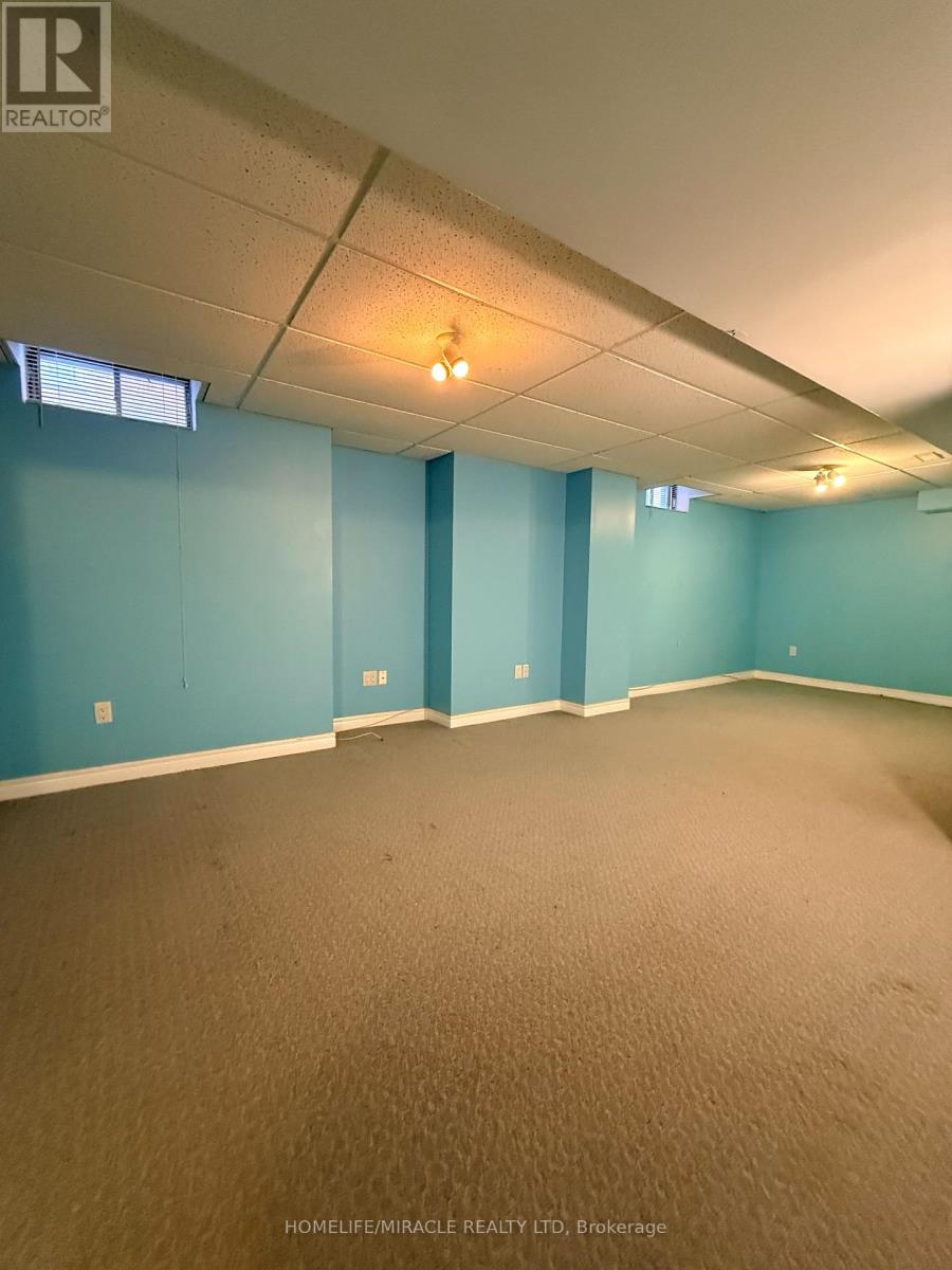 137 Pressed Brick Drive, Brampton, Ontario  L6V 4K5 - Photo 28 - W12836204